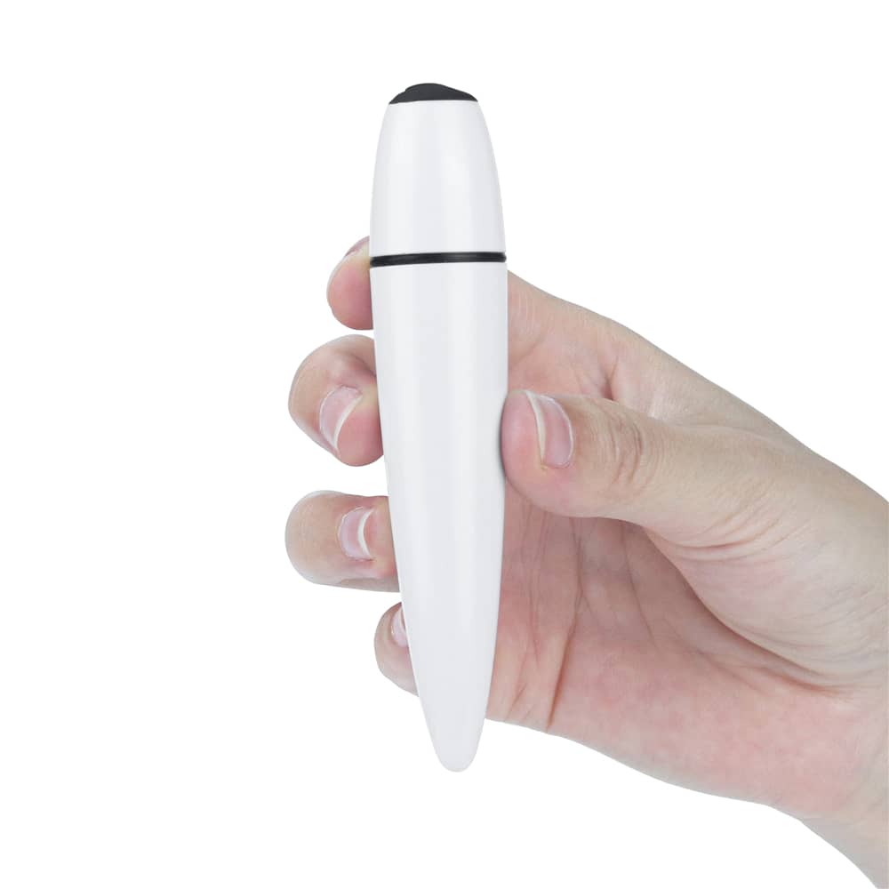 A man holds the rechargeable wireless bullet vibrator
