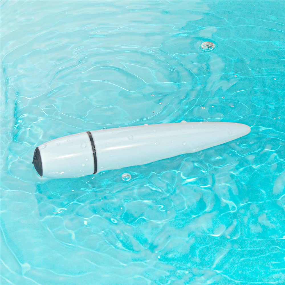 The rechargeable wireless bullet vibrator is 100% waterproof