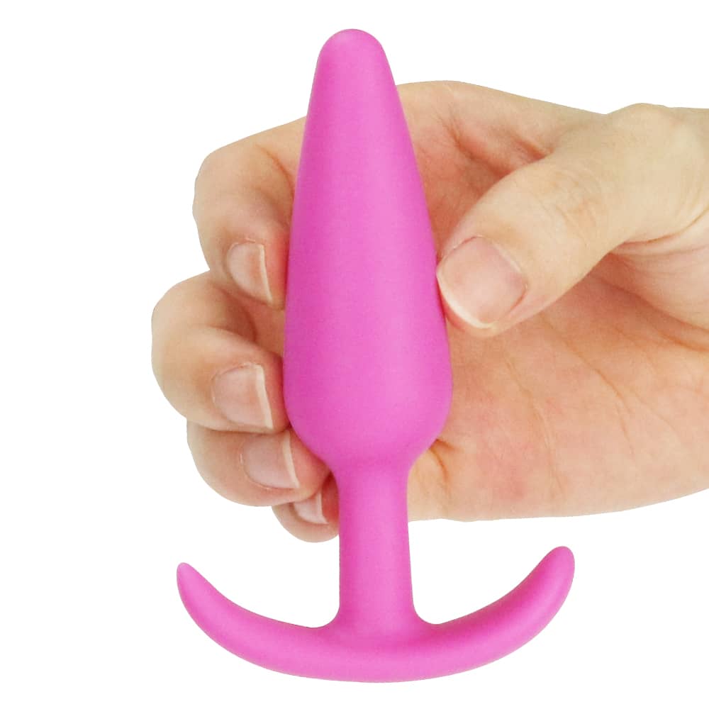 The pink lure me classic anal plug s has a a tapered head