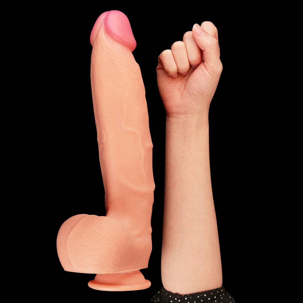 Comparison between the 12 inches dual density silicone dildo and the arm