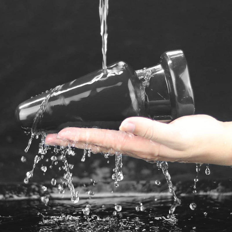 The 7 inches anal shocker large butt plug is fully washable