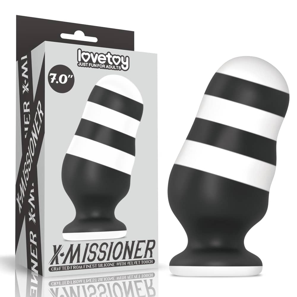 The packaging of the 7 inches  x missioner butt plug