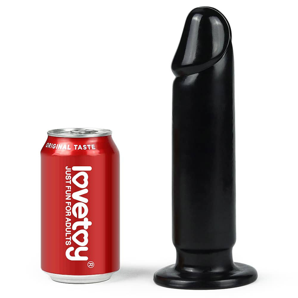 Comparison between the 9.25 inches king sized anal dildo and beverage cans