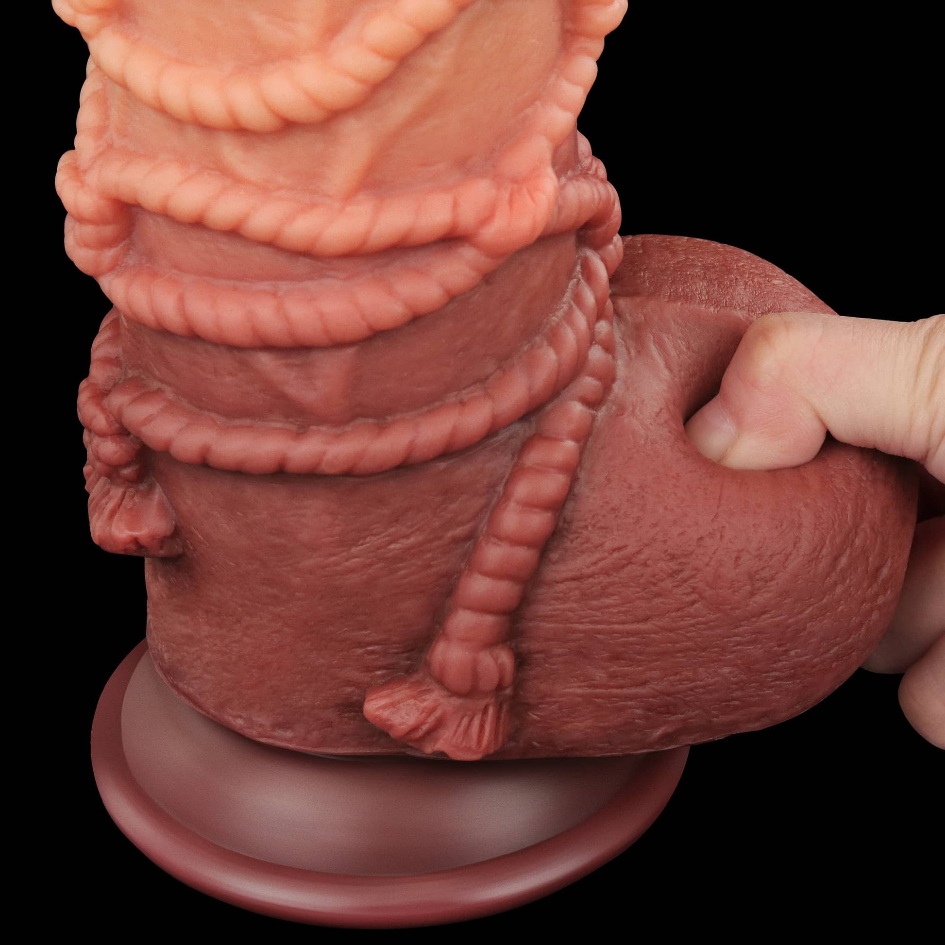 The soft testicle of the 9.5 inches silicone realistic rope dildo