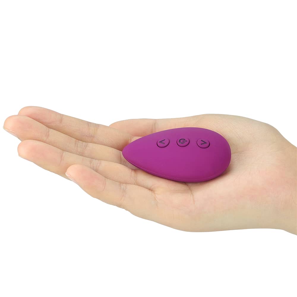 The remote control of the double rush remote control vibrator