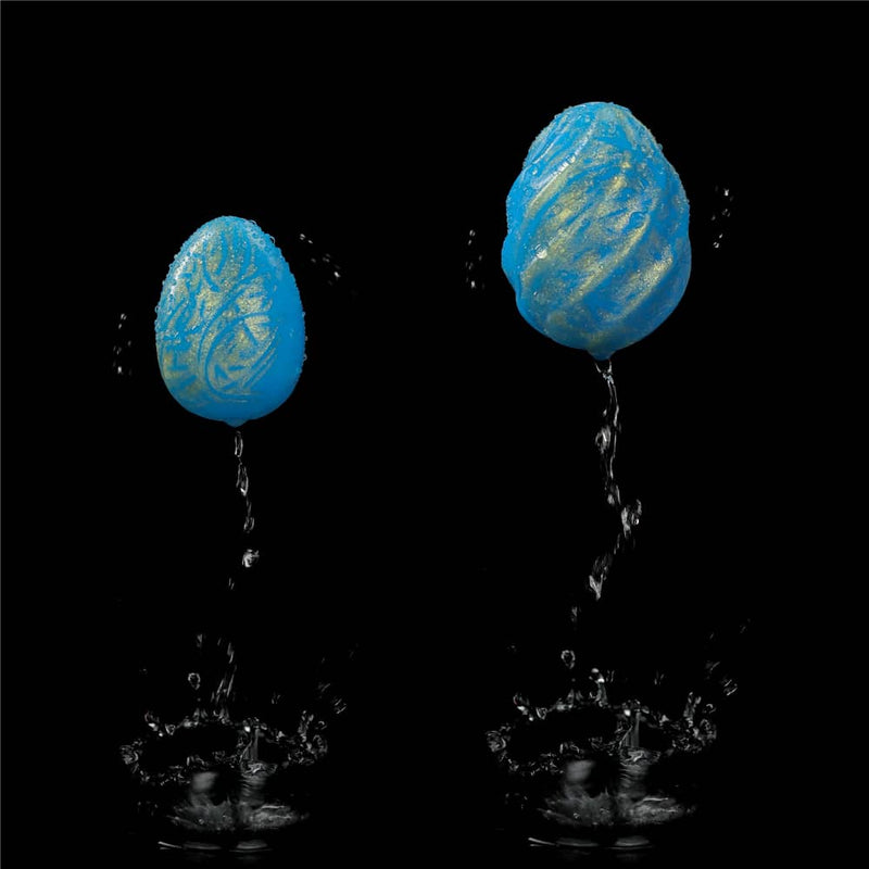 Two balls of the oceans toner egg set bounce on the water