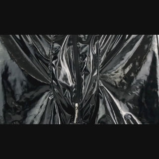 The display video of the black chic faux leather strap on shorts